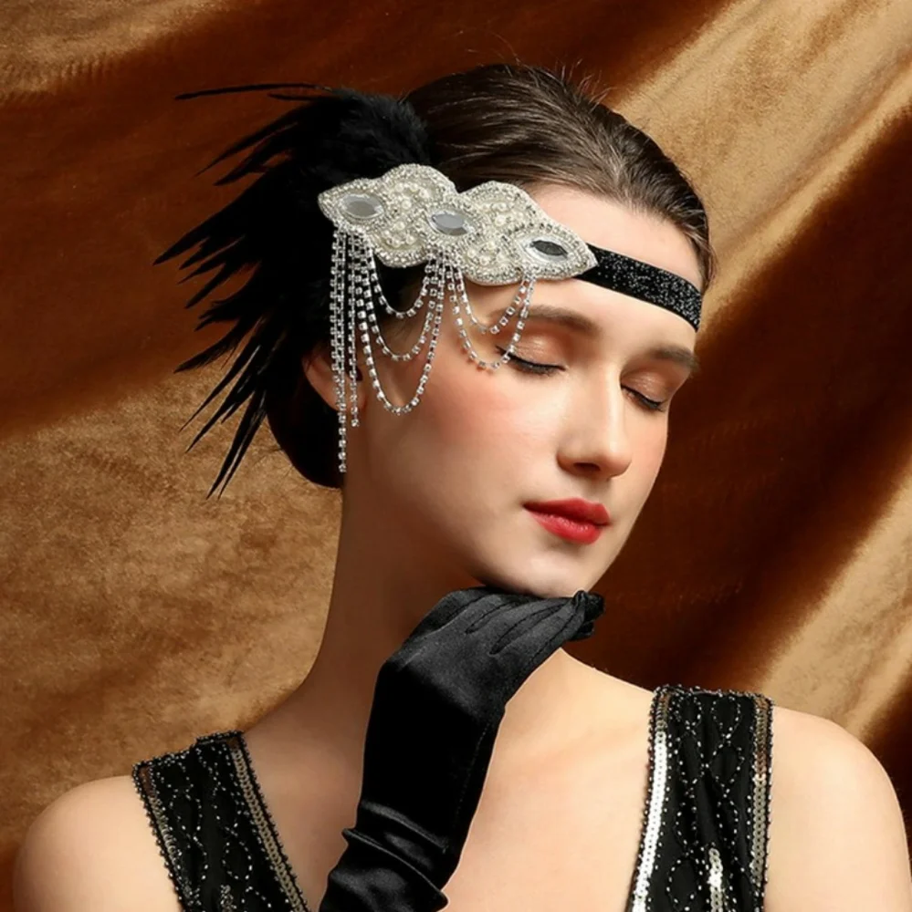 Elegant Feather & Crystal Head Piece (Flapper, Be Unique)